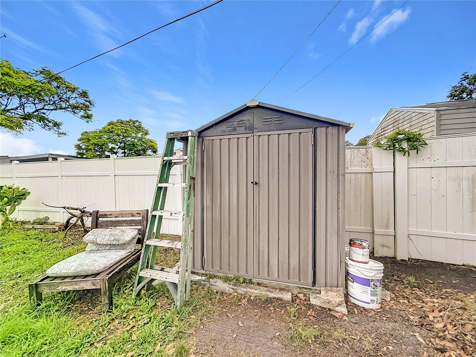 Image 44 of 52 For 2705 Arc Drive