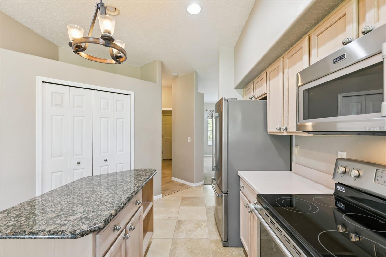 Image 19 of 55 For 237 Strathmore Circle