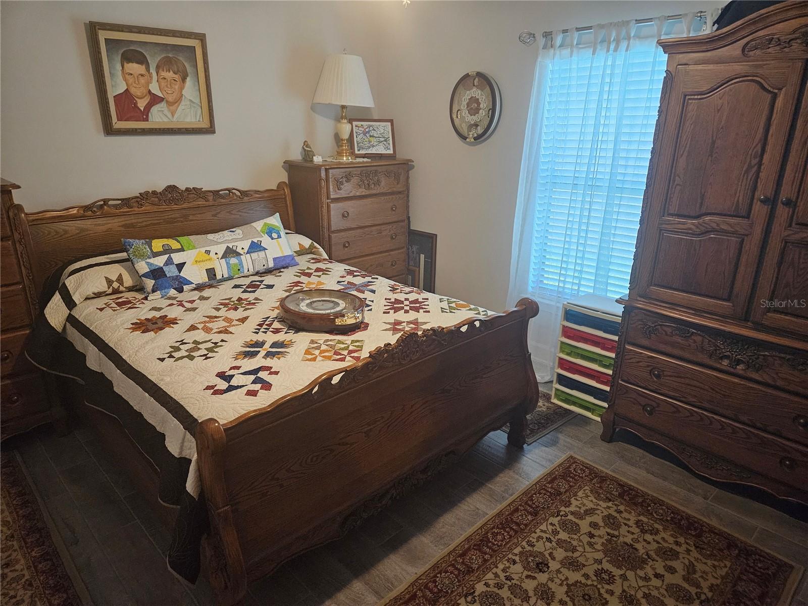 Listing photo id 8 for 4222 Juliana Lake Drive