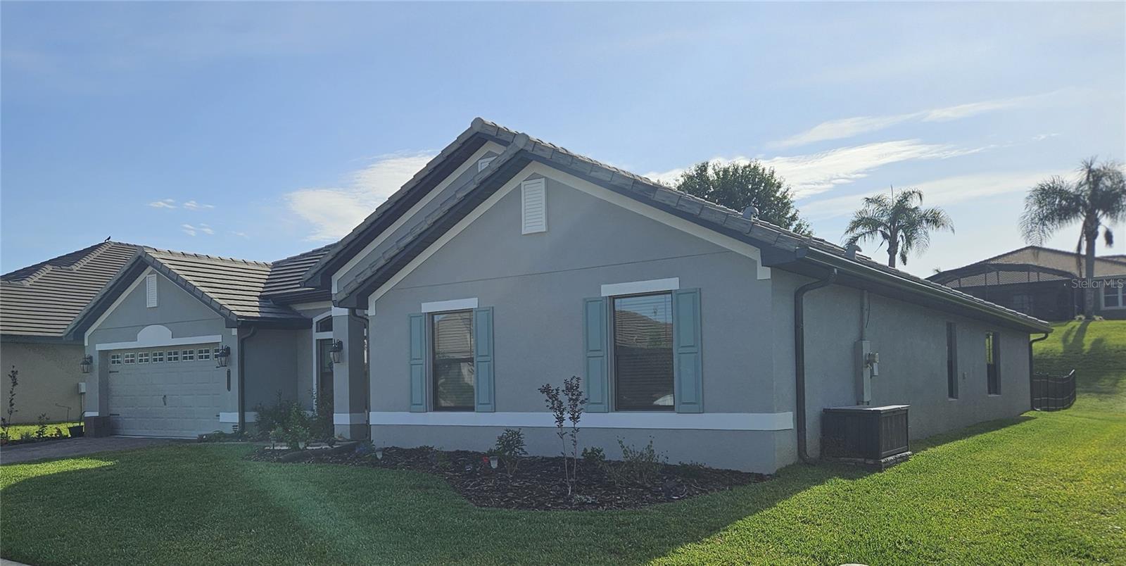 Listing photo id 0 for 4222 Juliana Lake Drive