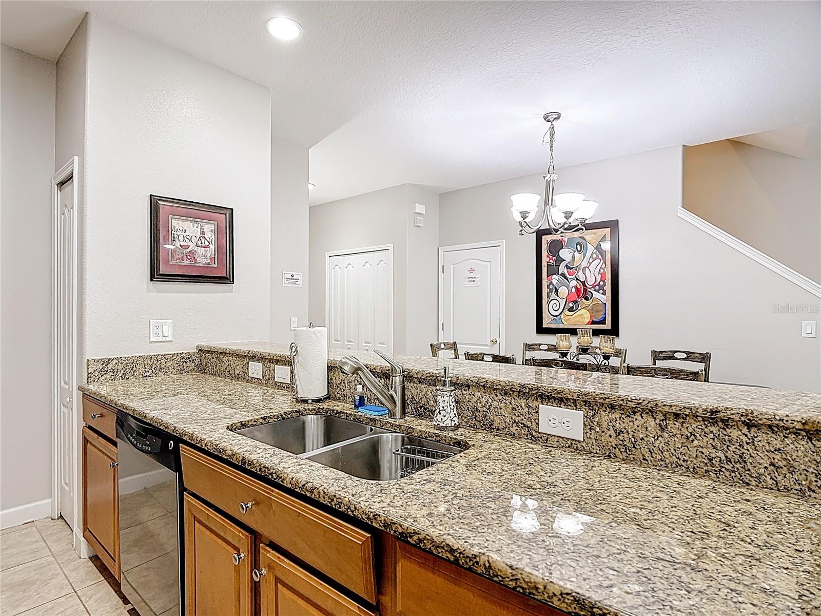 Image 4 of 26 For 8951 California Palm Road