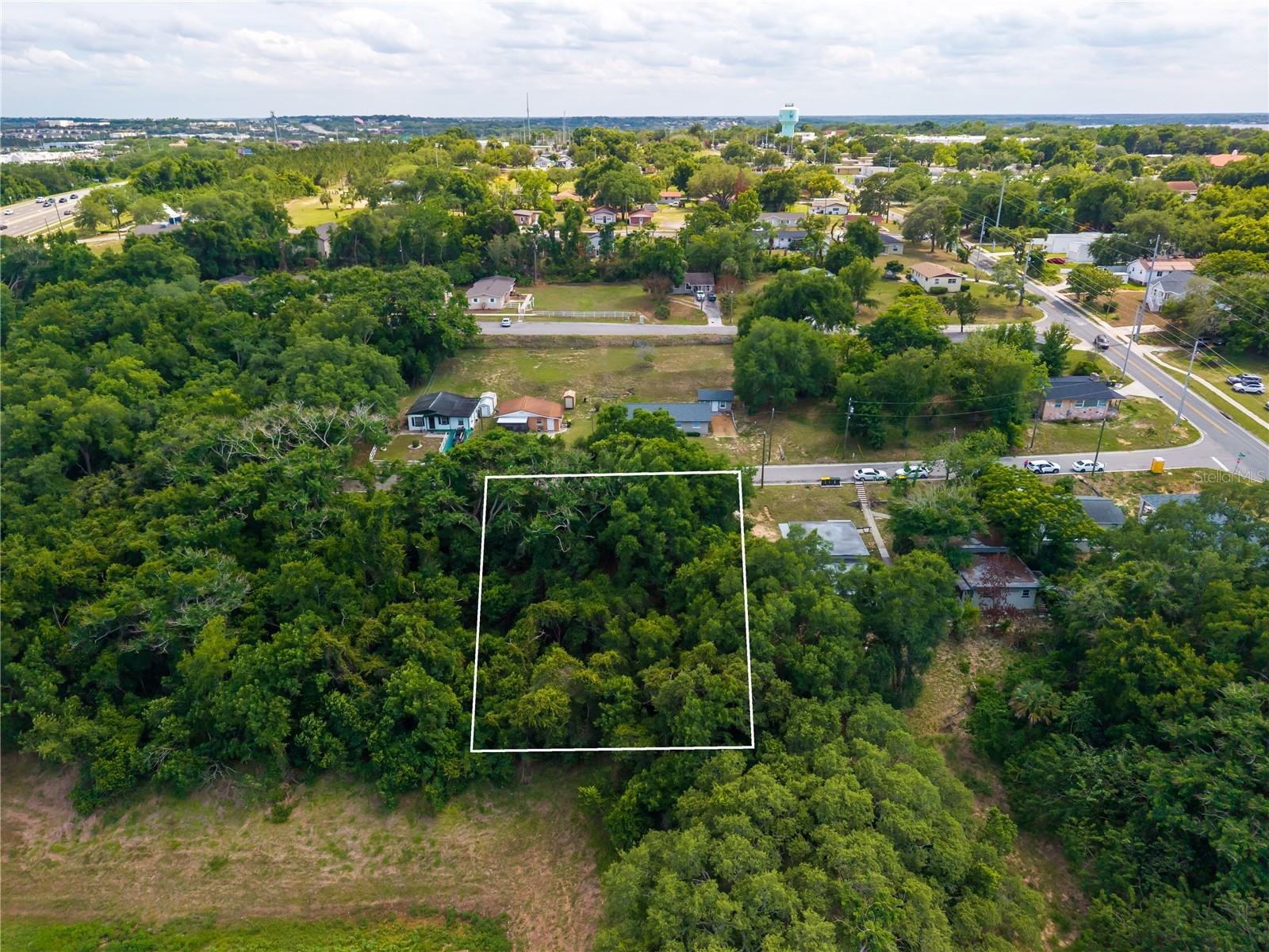 Image 18 of 26 For E Minneola Avenue