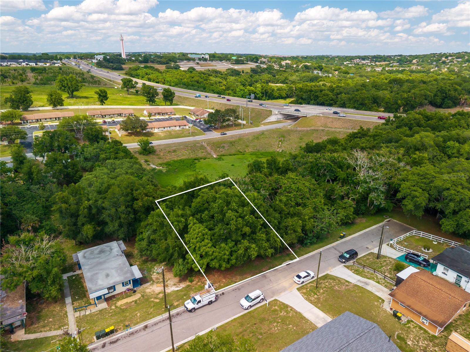 Image 23 of 26 For E Minneola Avenue