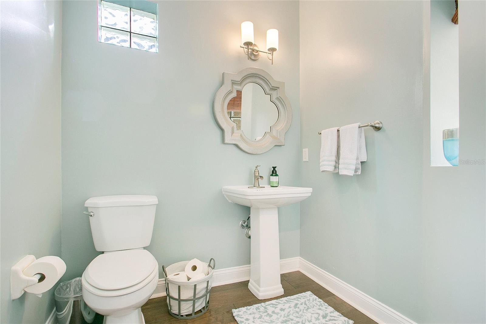 Image 14 of 26 For 7003 Somerton Boulevard