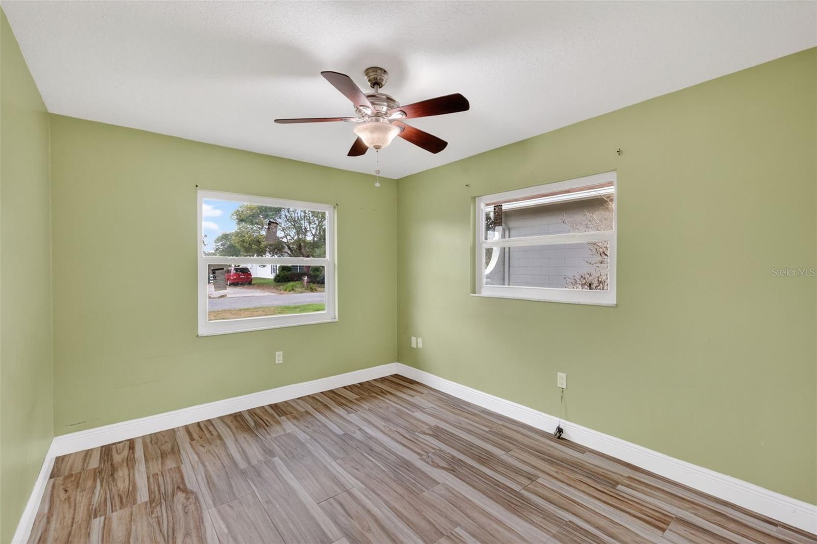 Listing photo id 20 for 3217 Lake Anderson Avenue