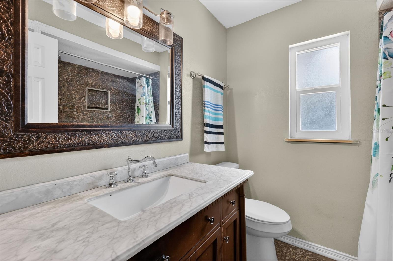 Listing photo id 23 for 3217 Lake Anderson Avenue