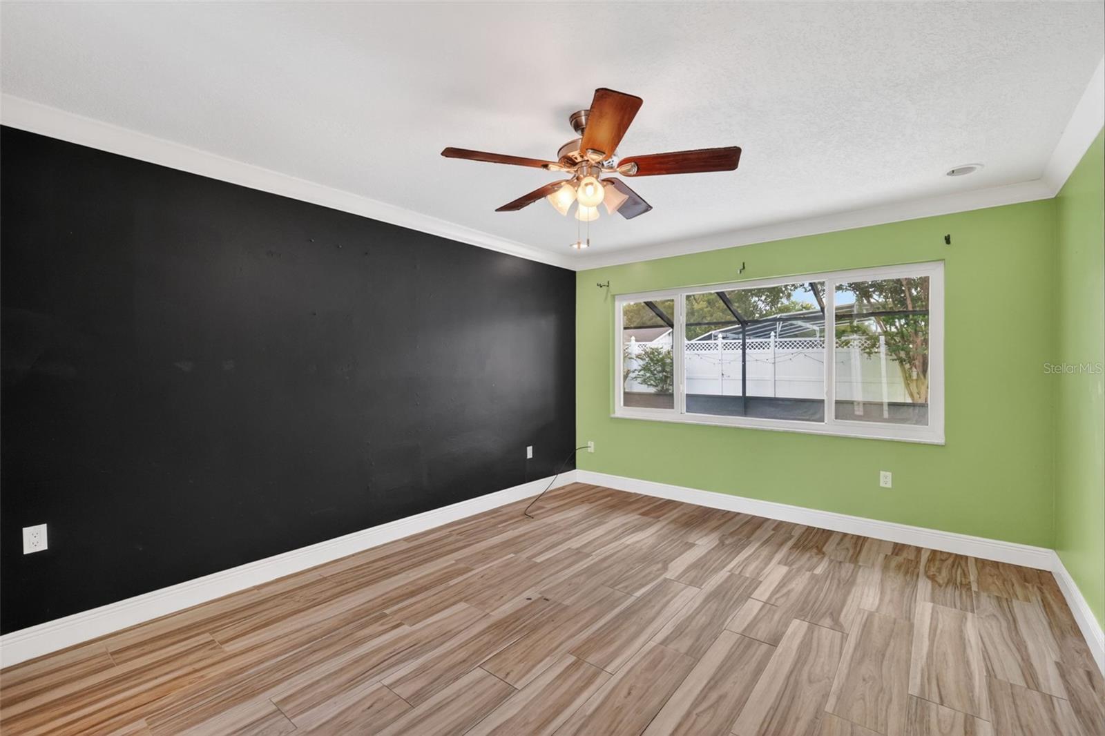 Listing photo id 31 for 3217 Lake Anderson Avenue