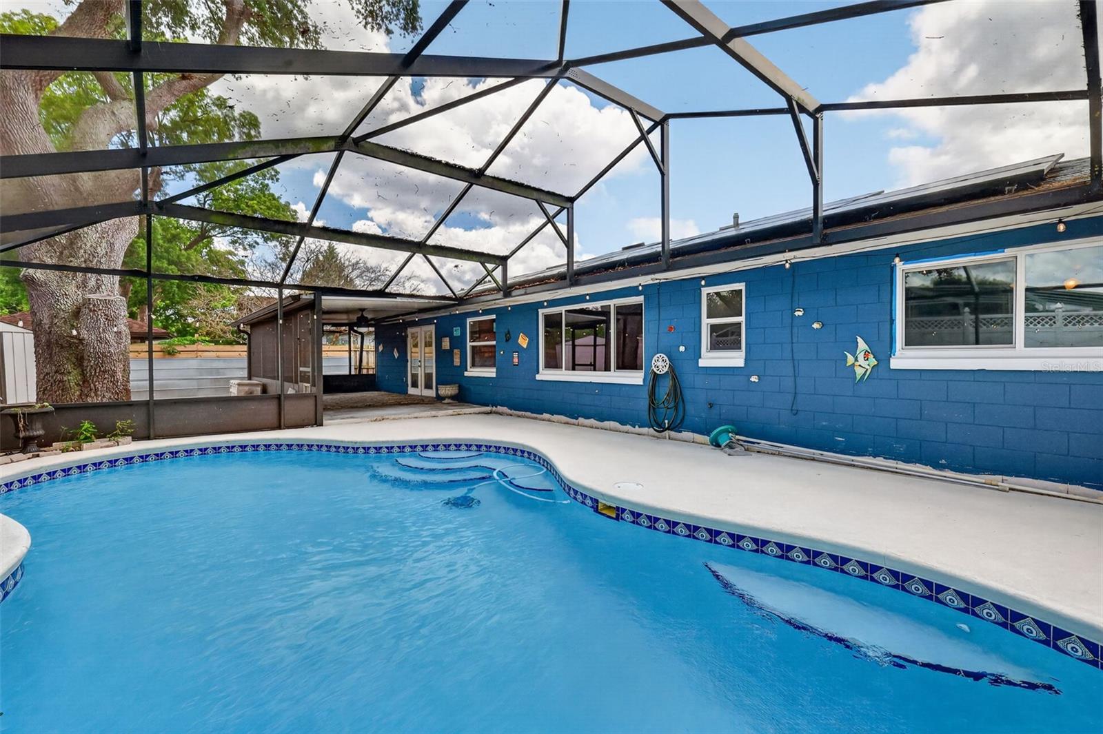 Listing photo id 37 for 3217 Lake Anderson Avenue