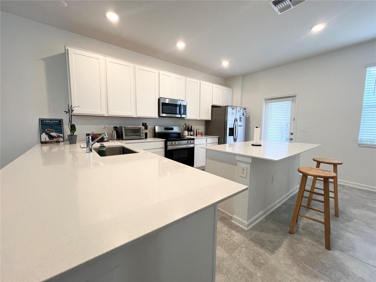 Image 10 of 54 For 6021 Blissful Street