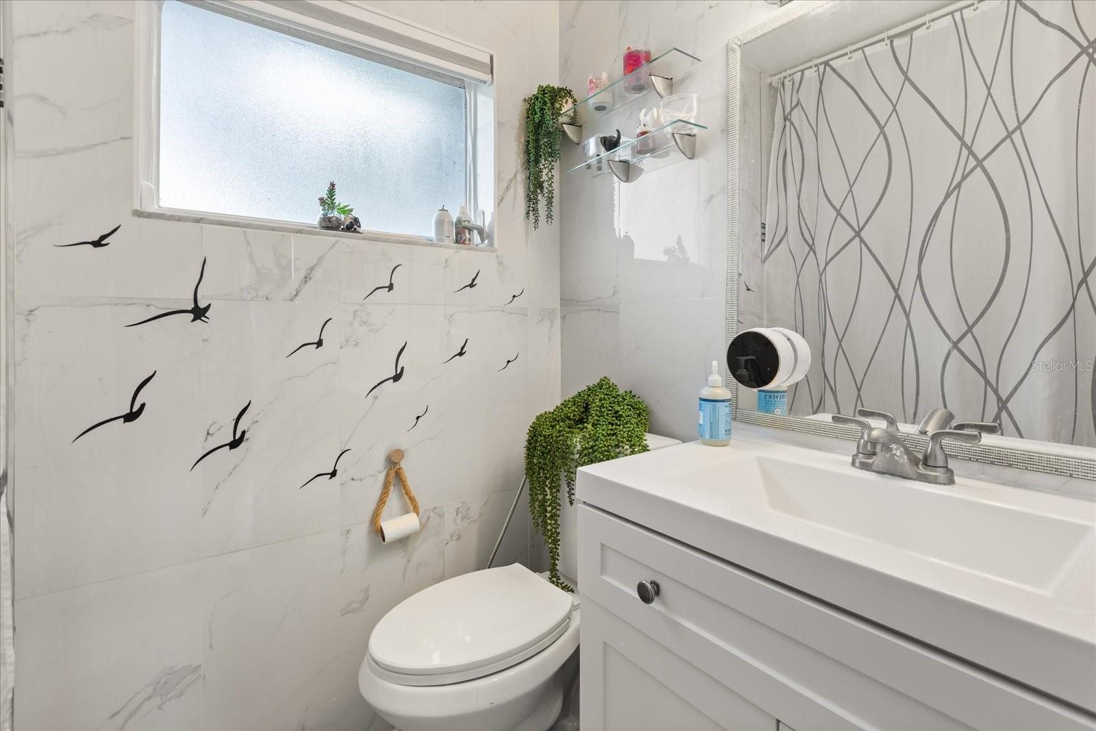 Listing photo id 19 for 6227 Luzon Drive