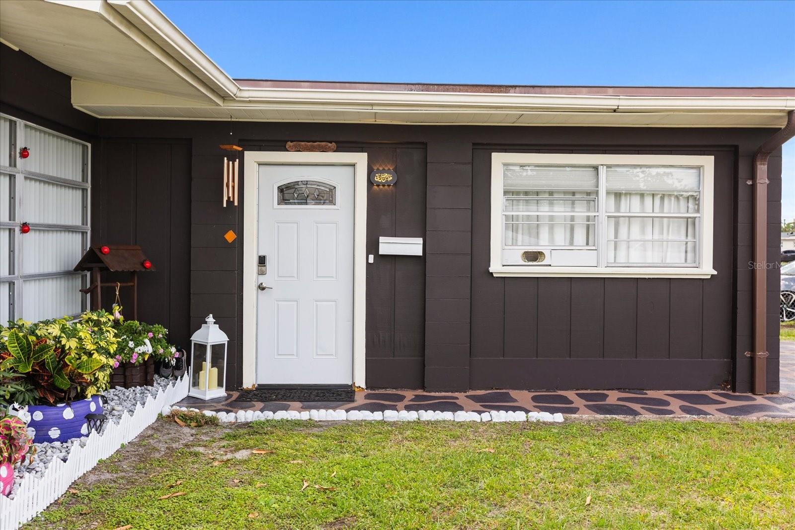 Listing photo id 33 for 6227 Luzon Drive