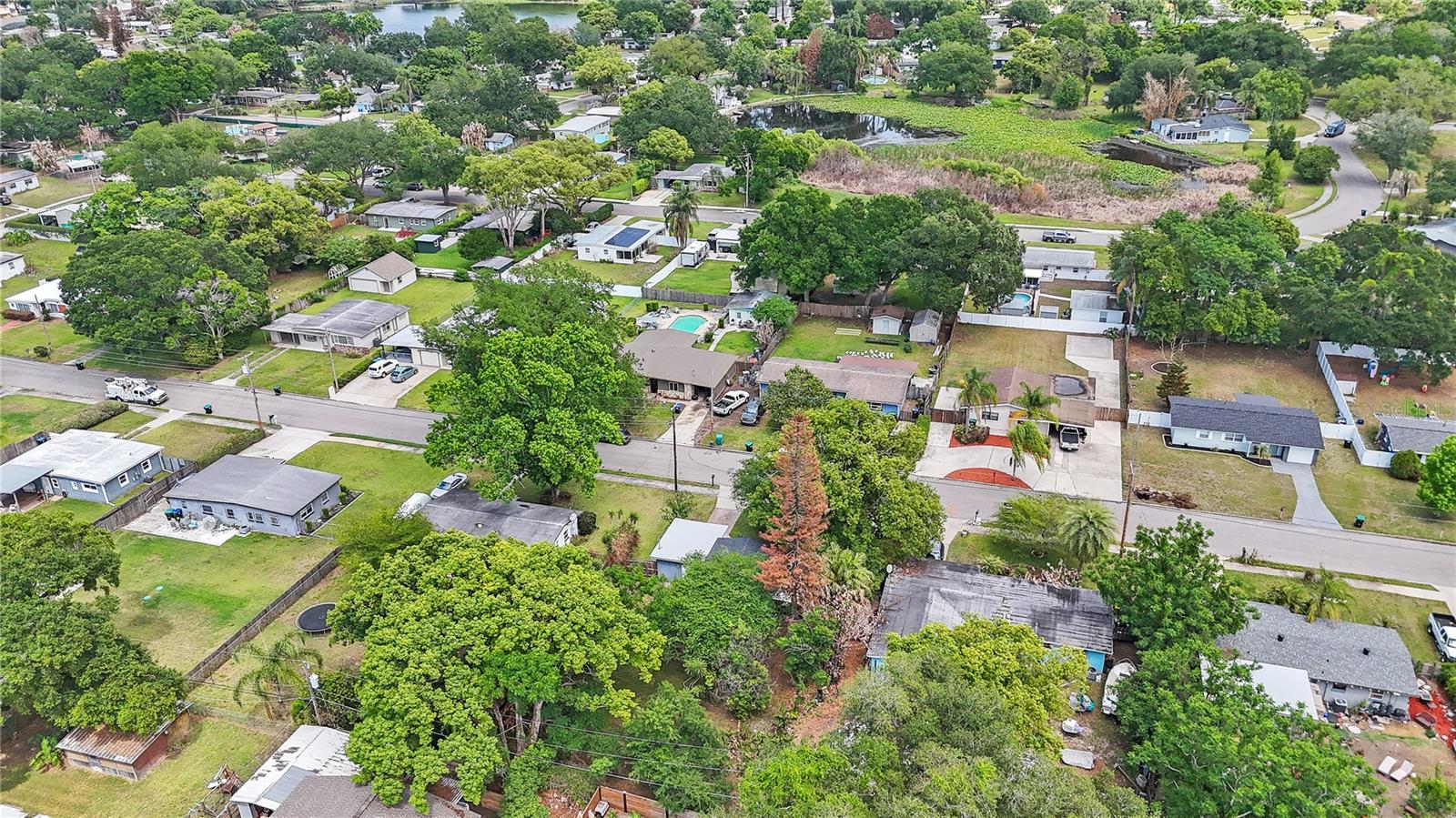 Listing photo id 29 for 3010 Touraine Avenue