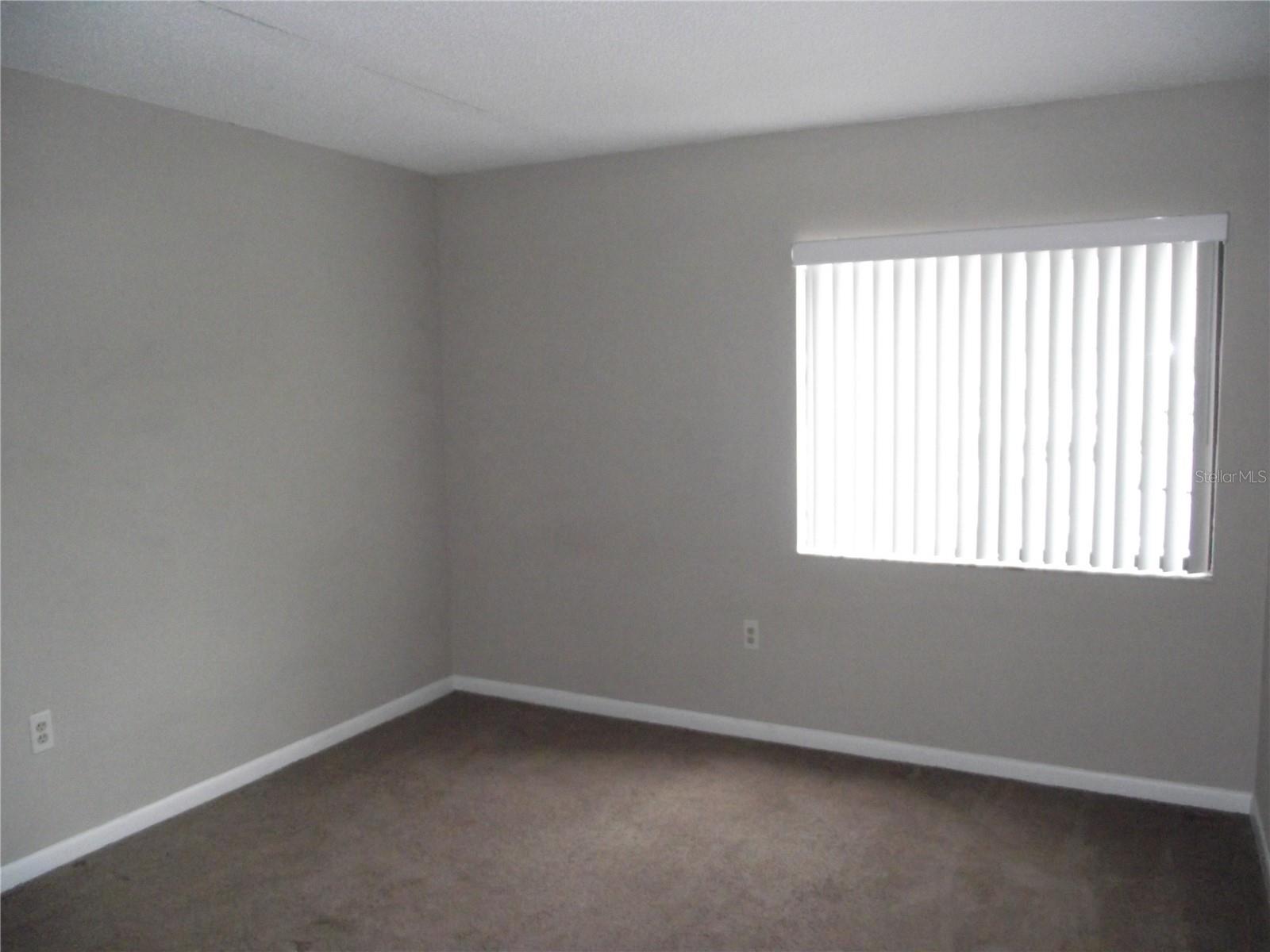 Image 11 of 16 For 5293 Vineland Road C104