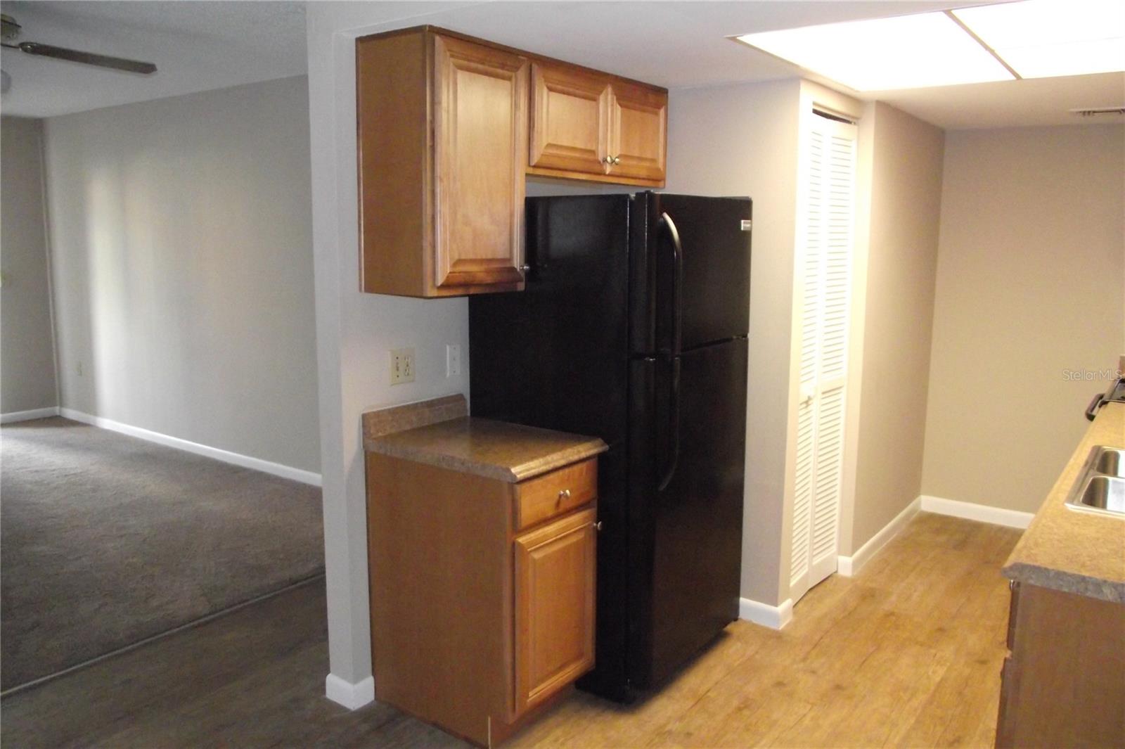 Image 6 of 16 For 5293 Vineland Road C104