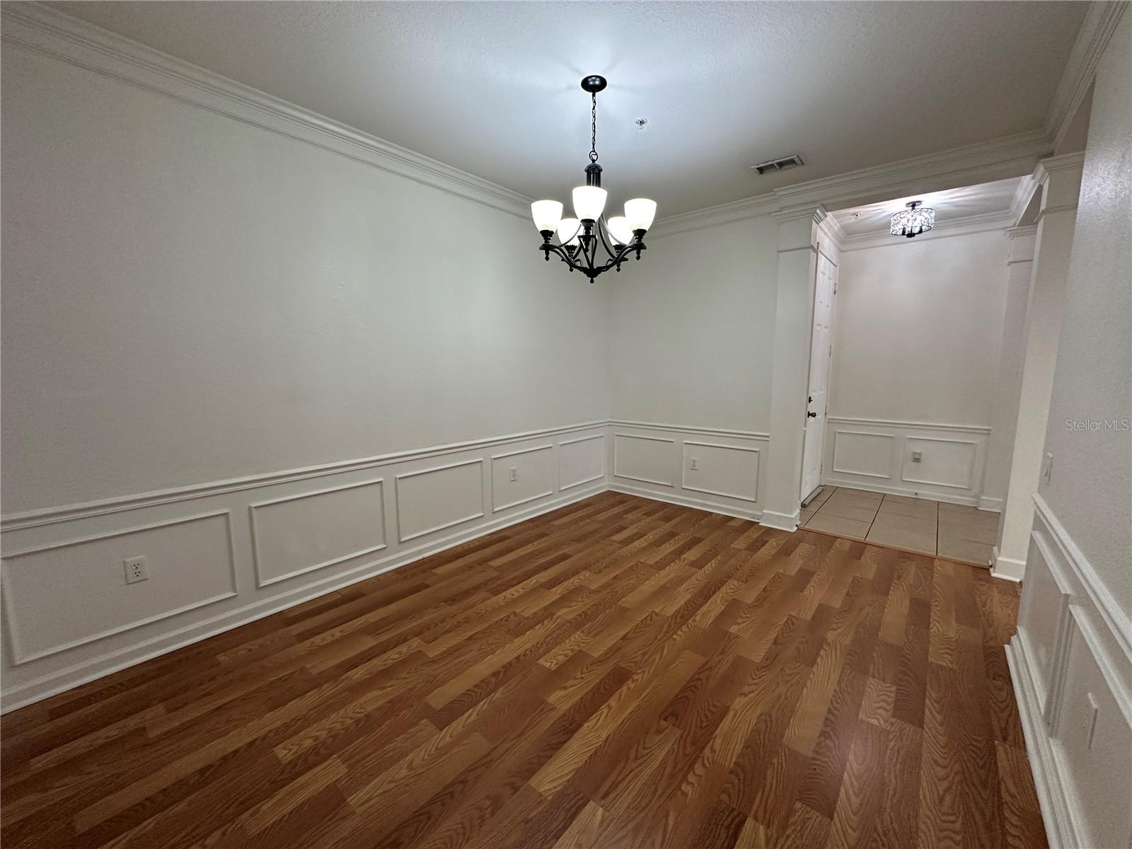 Image 5 of 66 For 5024 Shoreway Loop 10706