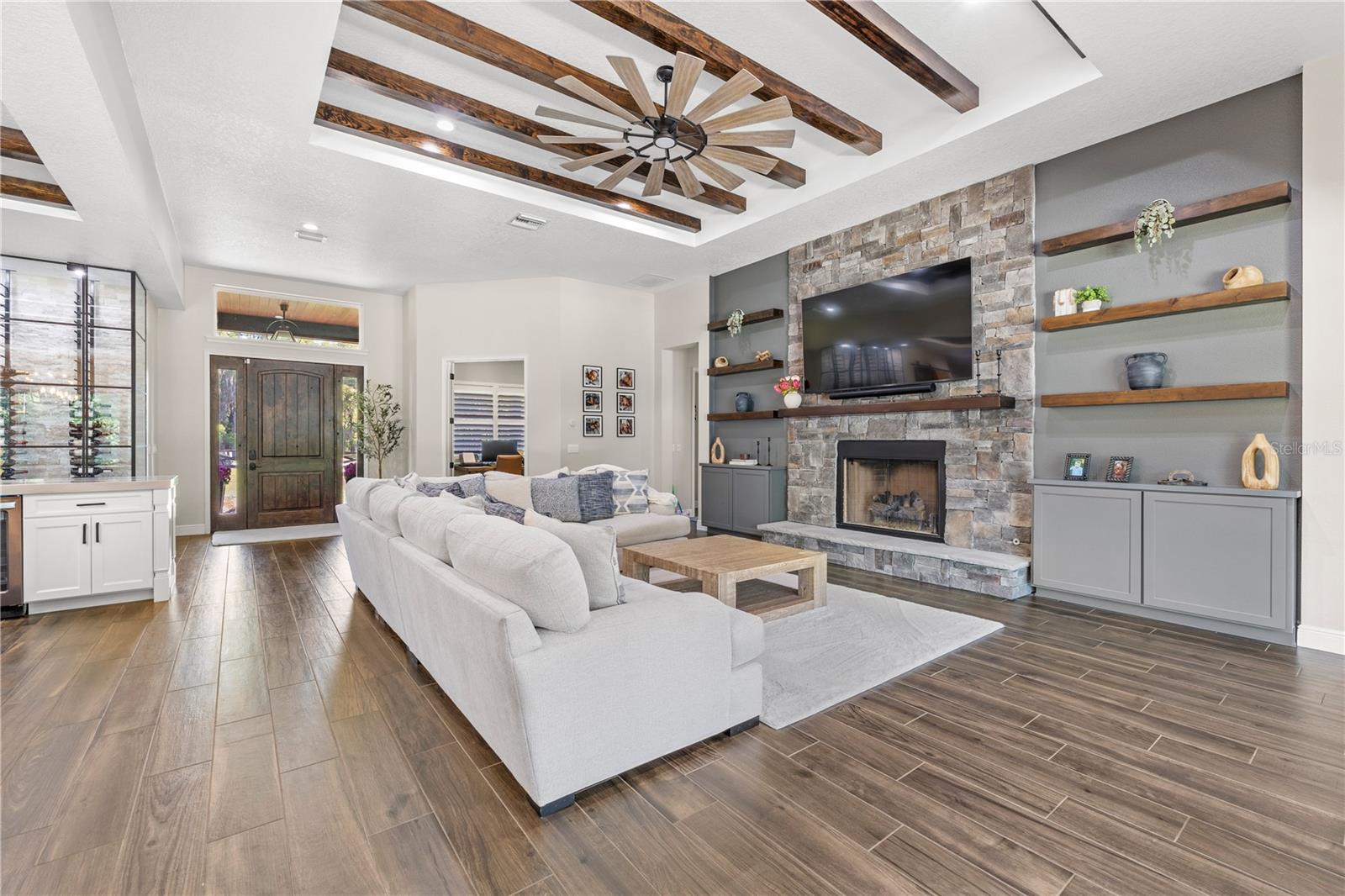 Image 13 of 83 For 22250 Deer Park Avenue