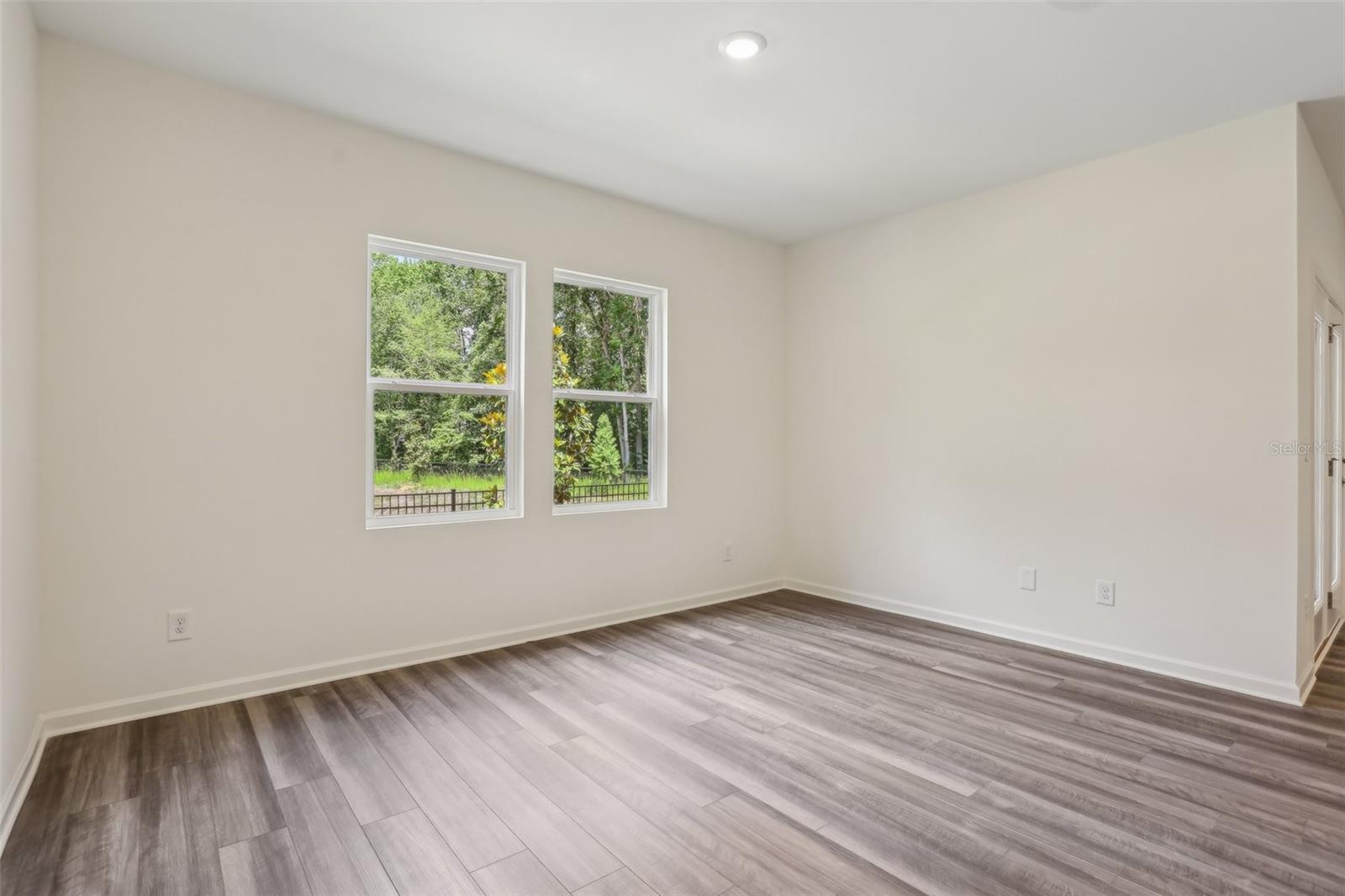 Image 15 of 24 For 2567 Grey Hawk Dr