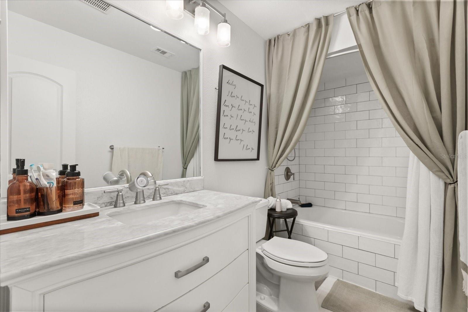 Image 21 of 33 For 409 Audubon Avenue 9