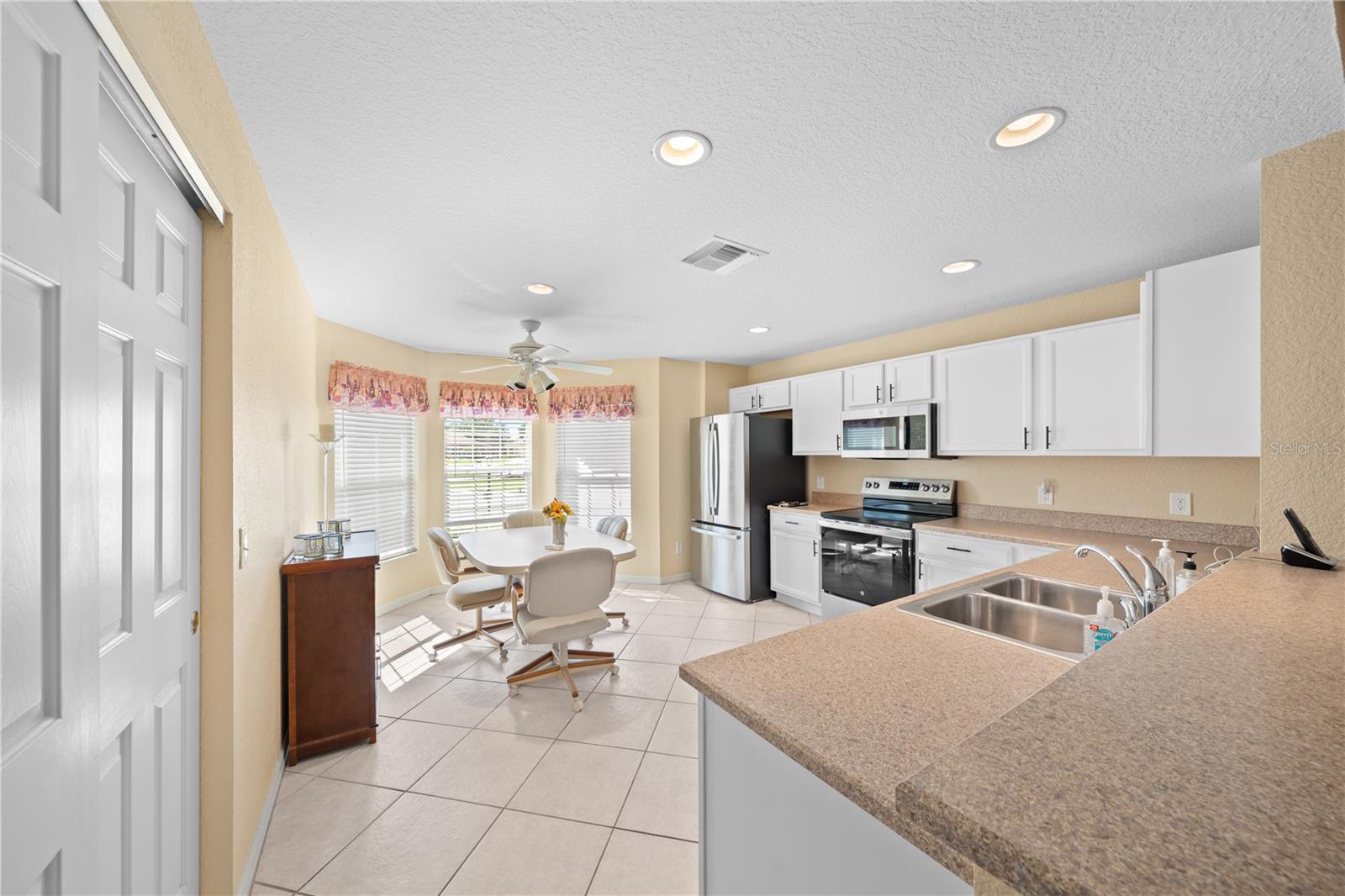 Image 15 of 48 For 9175 118th Loop