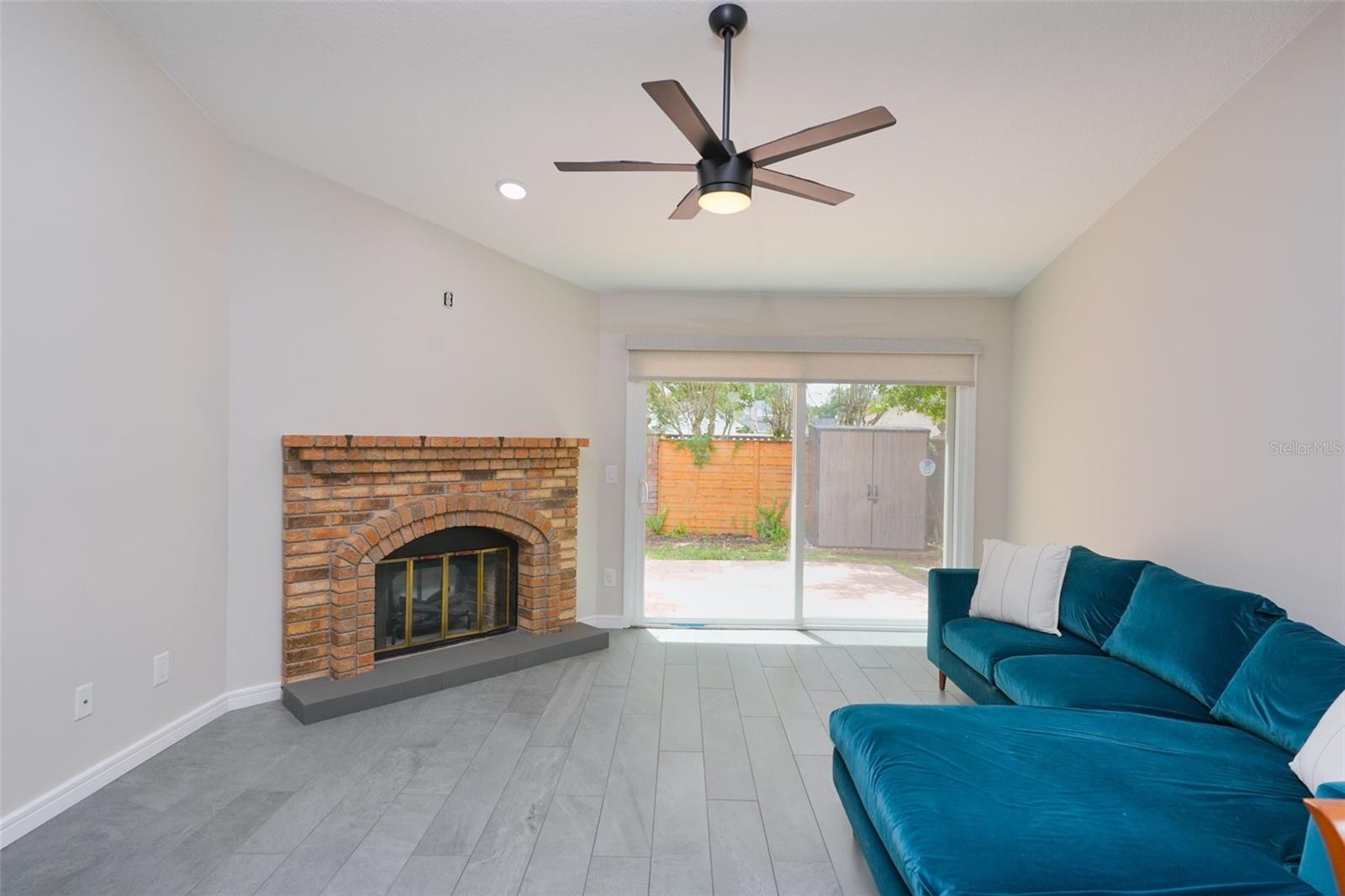 Image 21 of 59 For 5328 Alcom Drive