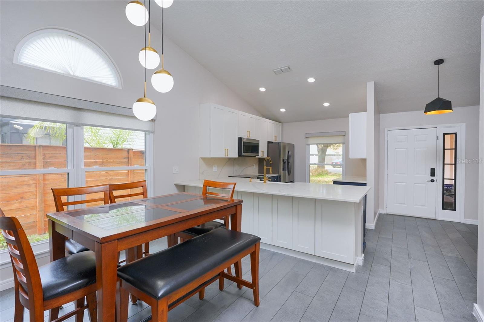 Image 23 of 59 For 5328 Alcom Drive