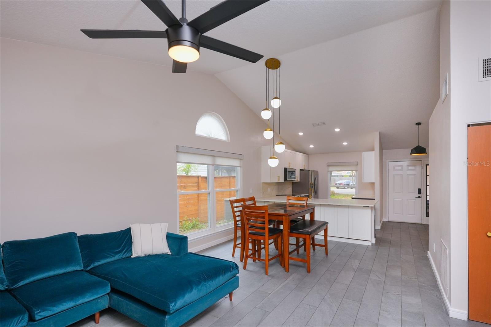 Image 25 of 59 For 5328 Alcom Drive
