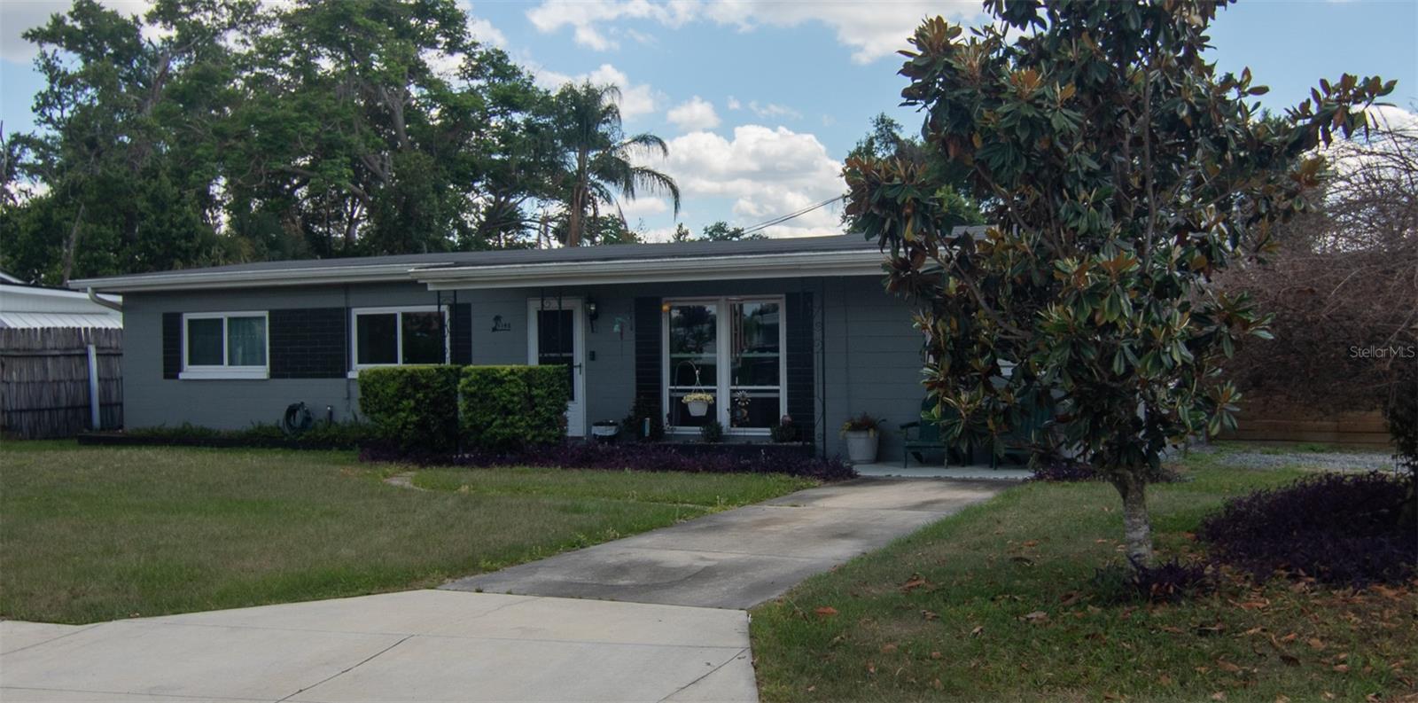 Image 2 of 36 For 1148 Courtland Street