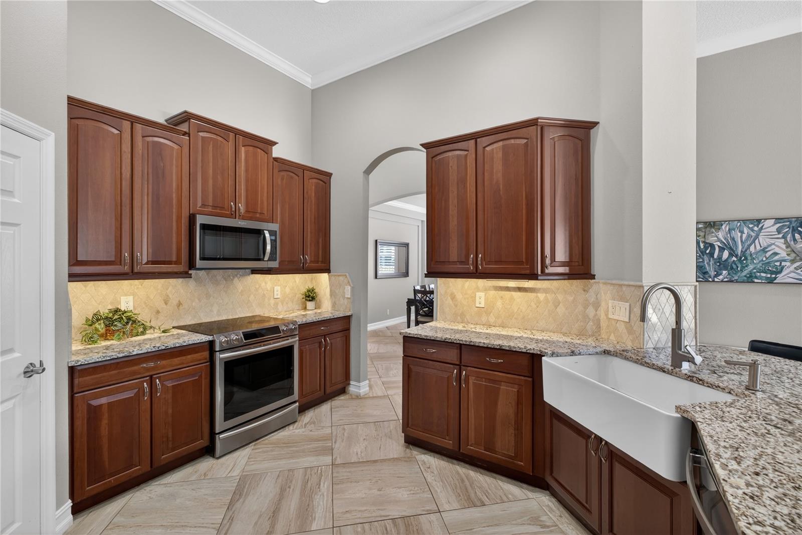 Image 12 of 36 For 863 Oakbranch Place