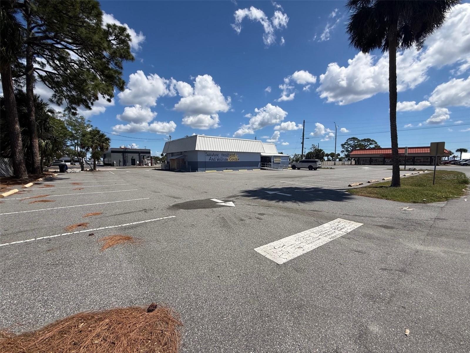 Image 3 of 35 For 2916 Washington Avenue