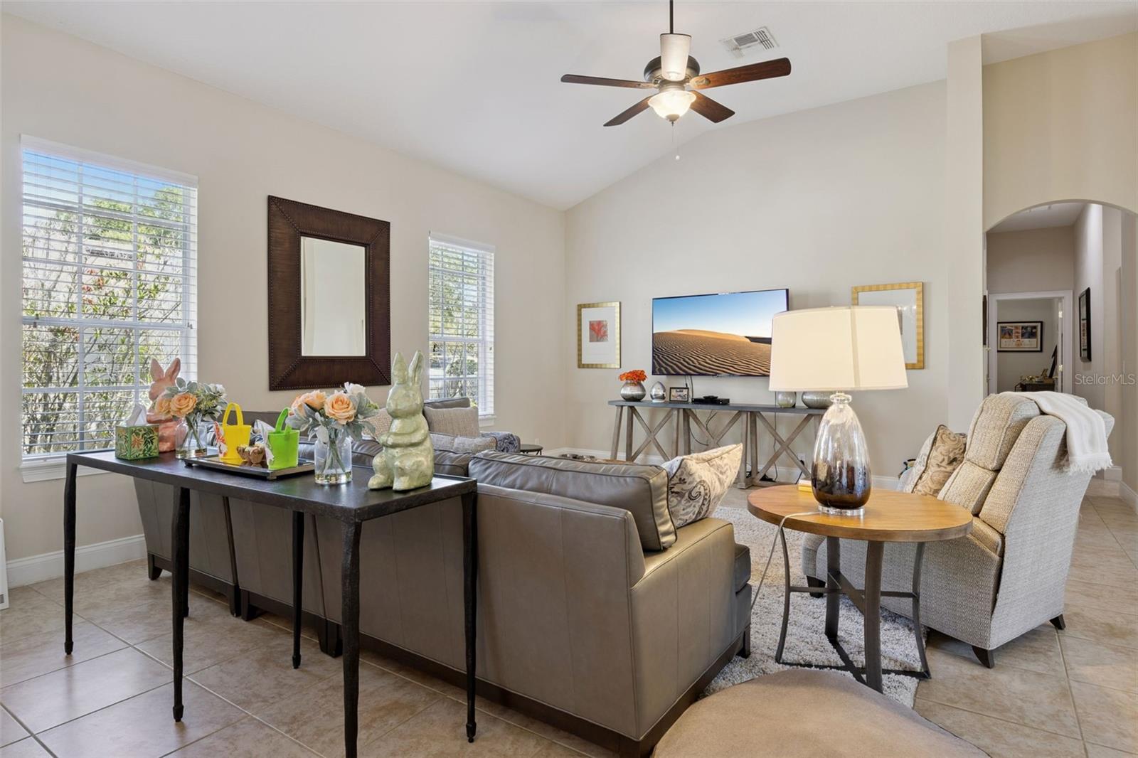 Image 11 of 35 For 11917 Camden Park Drive