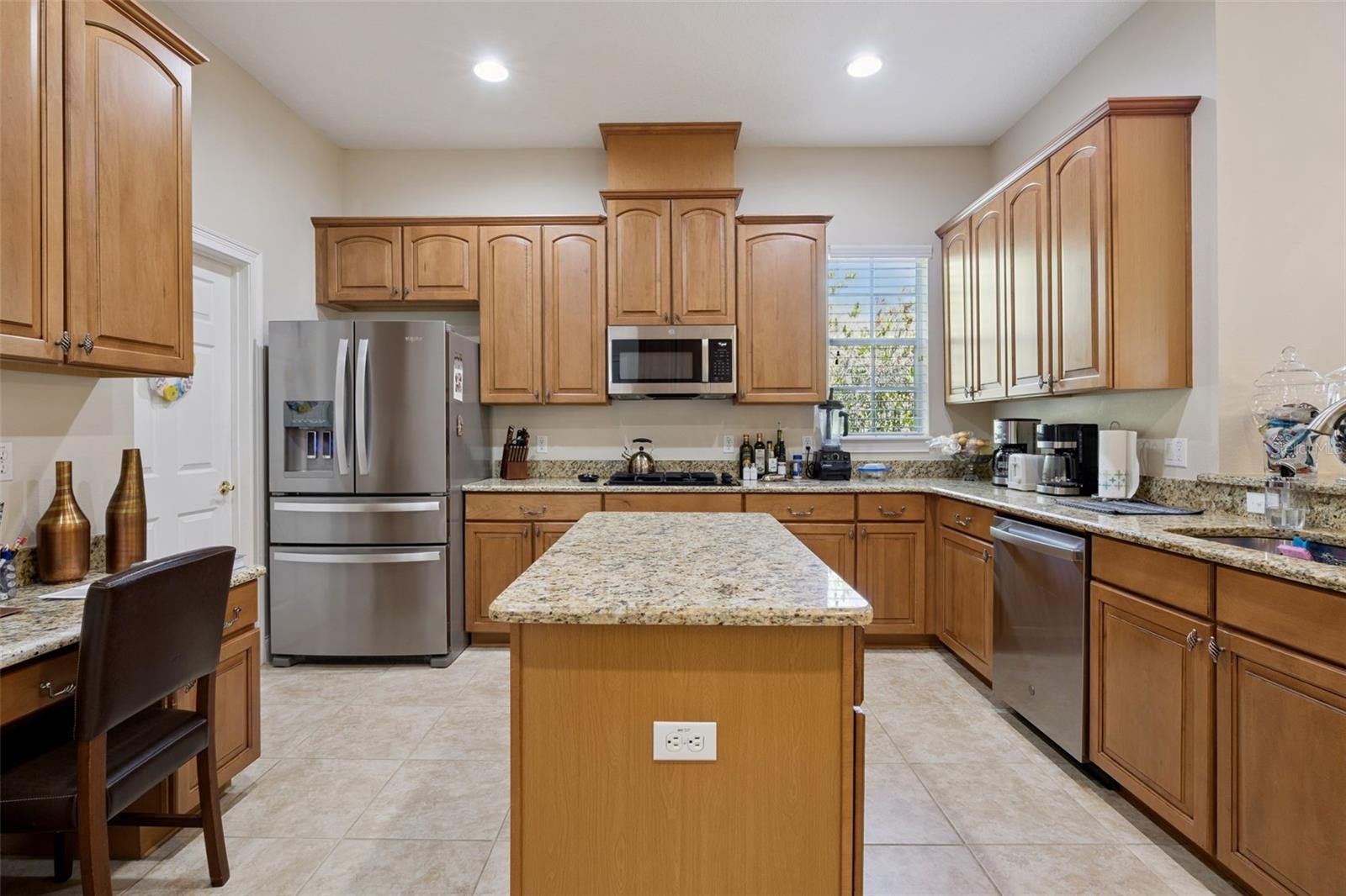 Image 16 of 35 For 11917 Camden Park Drive