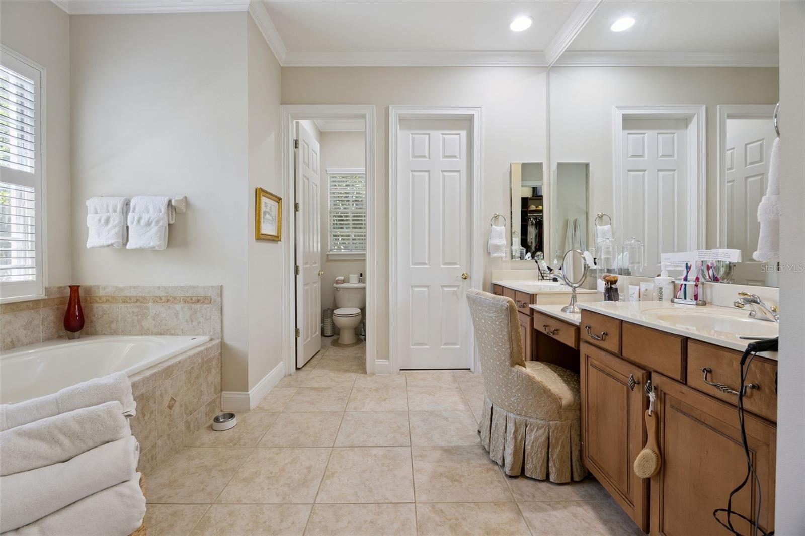 Image 24 of 35 For 11917 Camden Park Drive