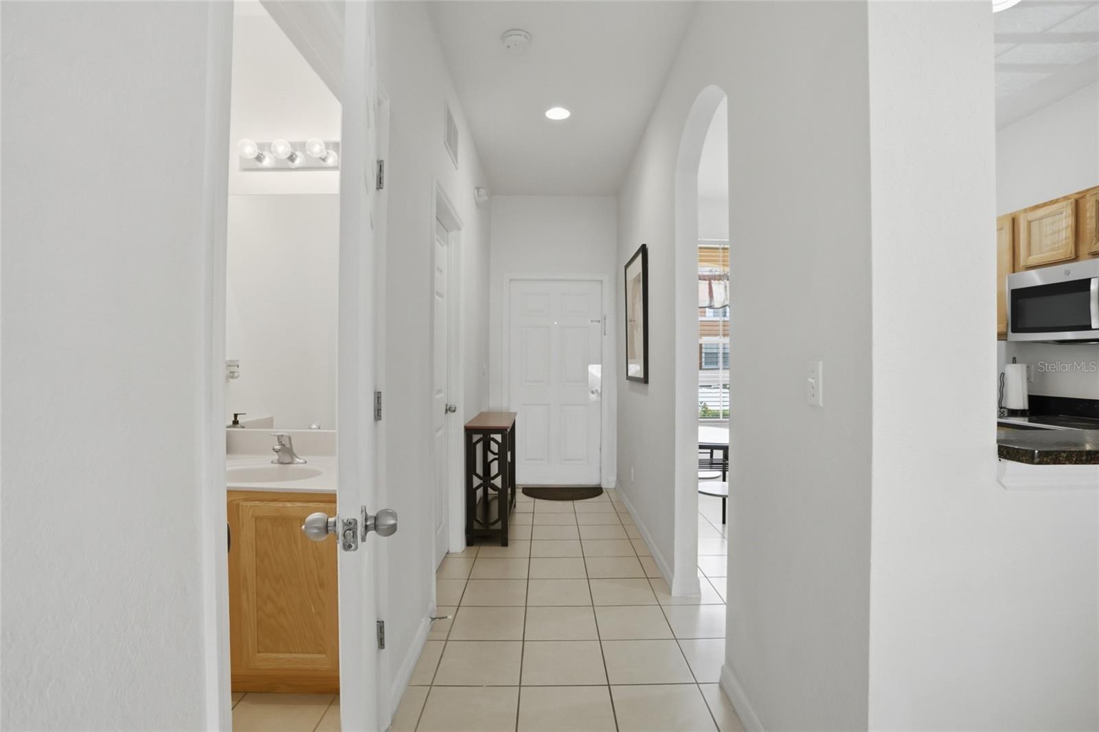 Image 4 of 37 For 2707 Camaro Drive