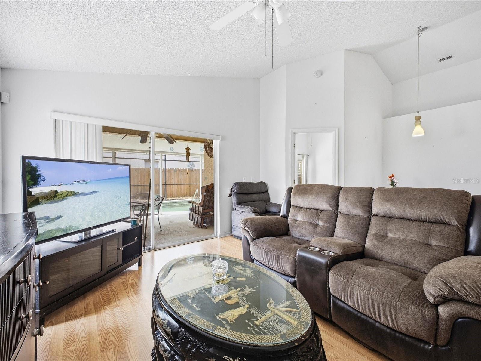 Image 10 of 45 For 1218 Whitewood Way