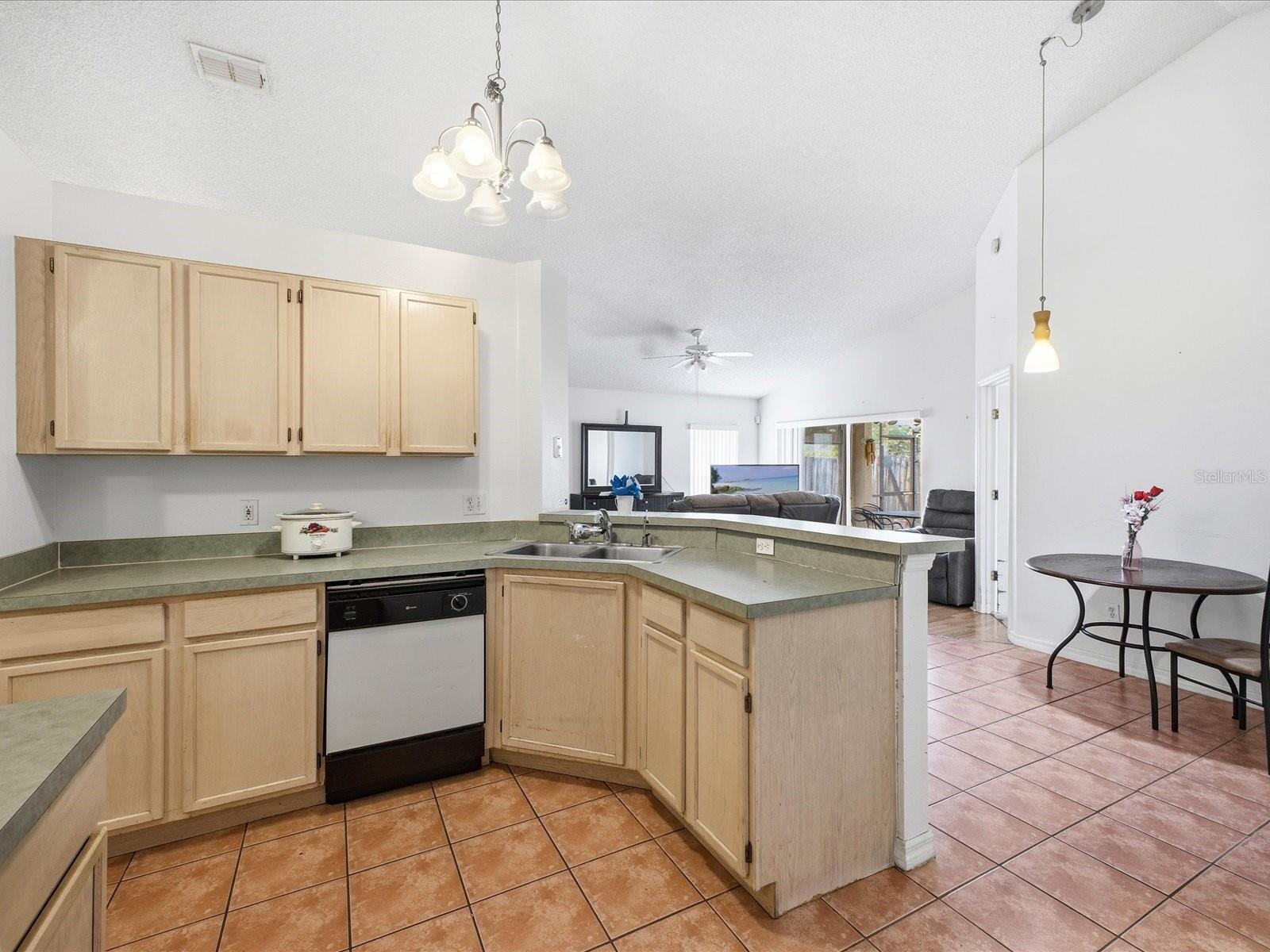 Image 13 of 45 For 1218 Whitewood Way