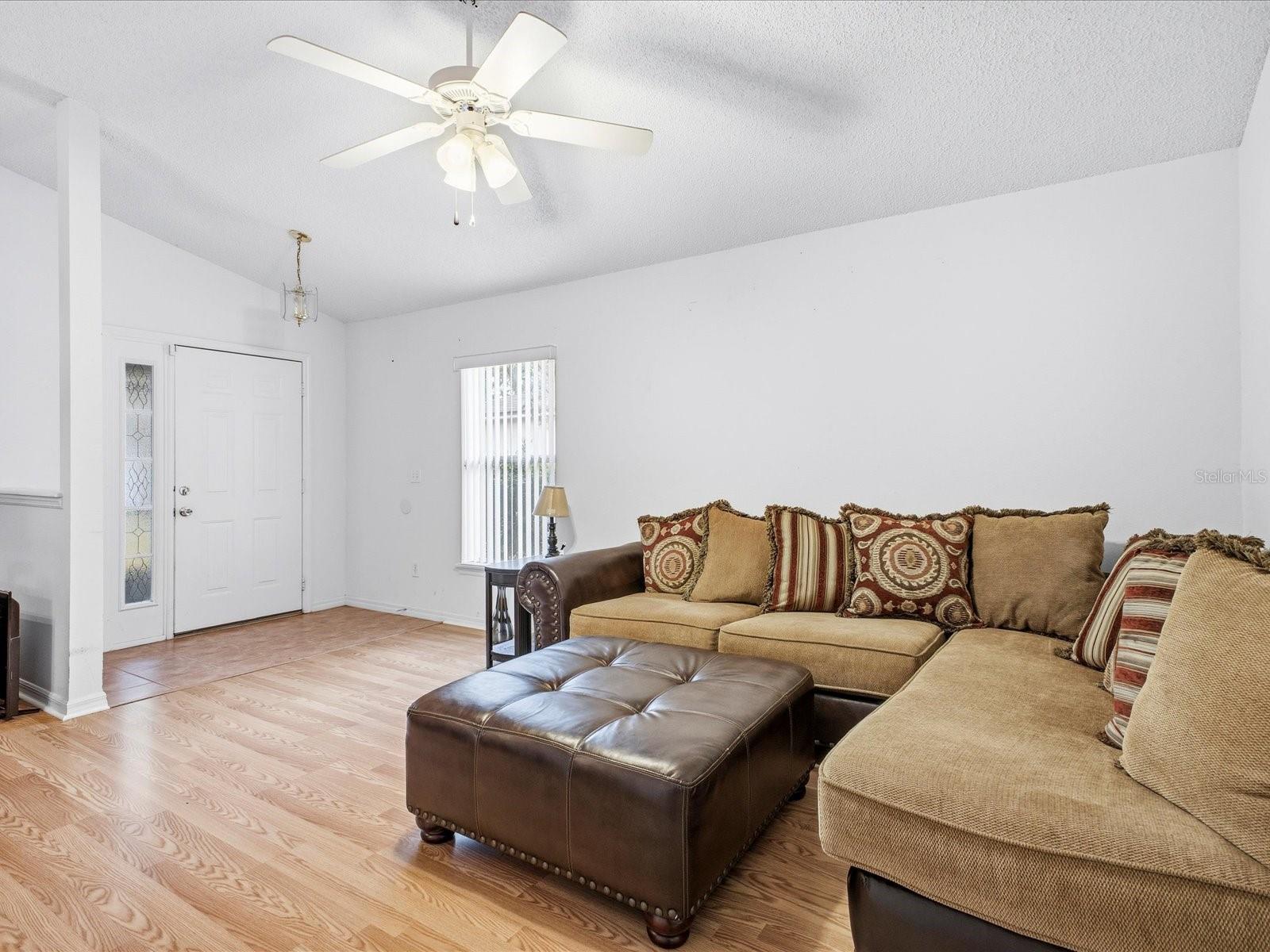 Image 19 of 45 For 1218 Whitewood Way