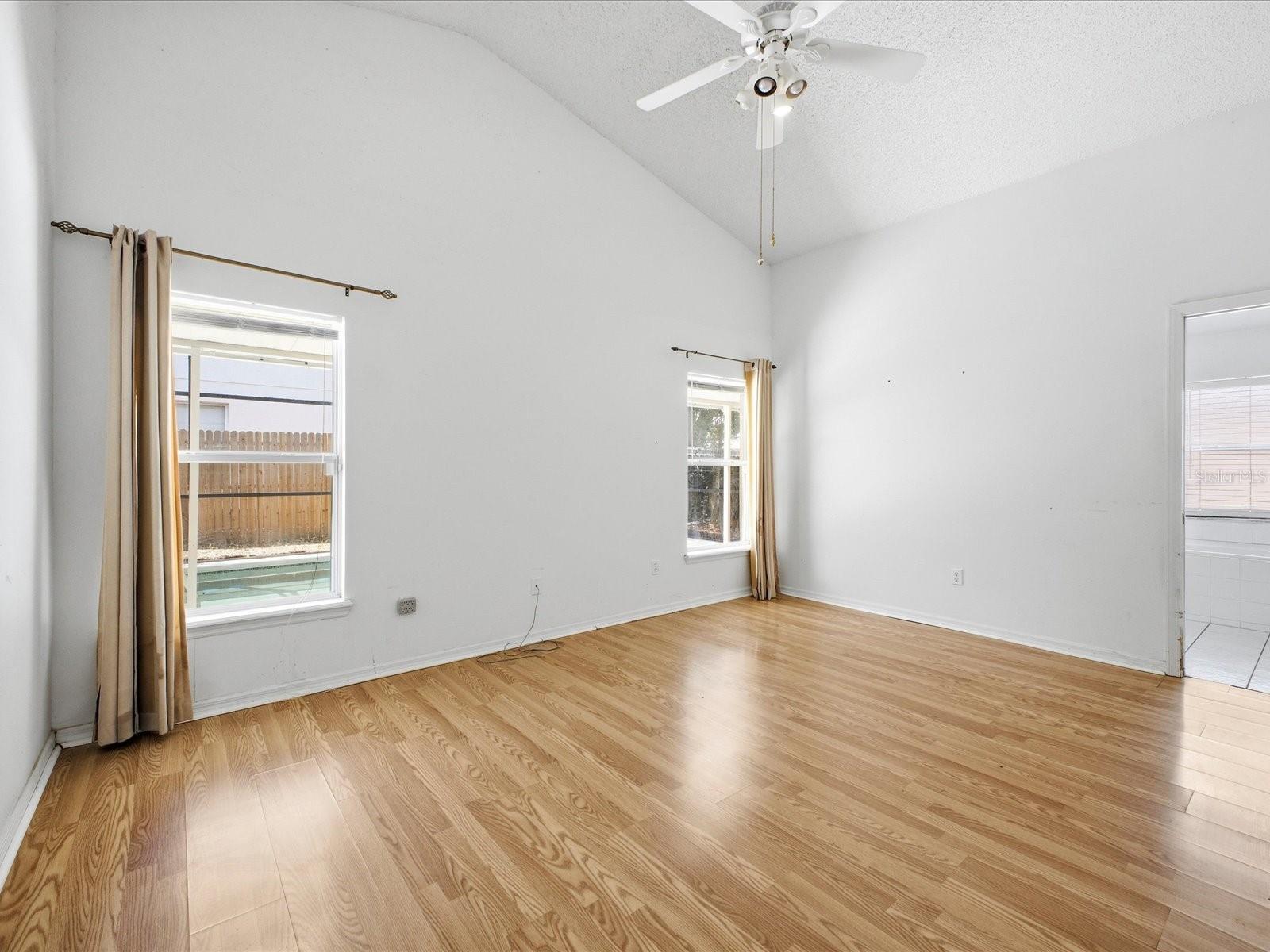 Image 21 of 45 For 1218 Whitewood Way
