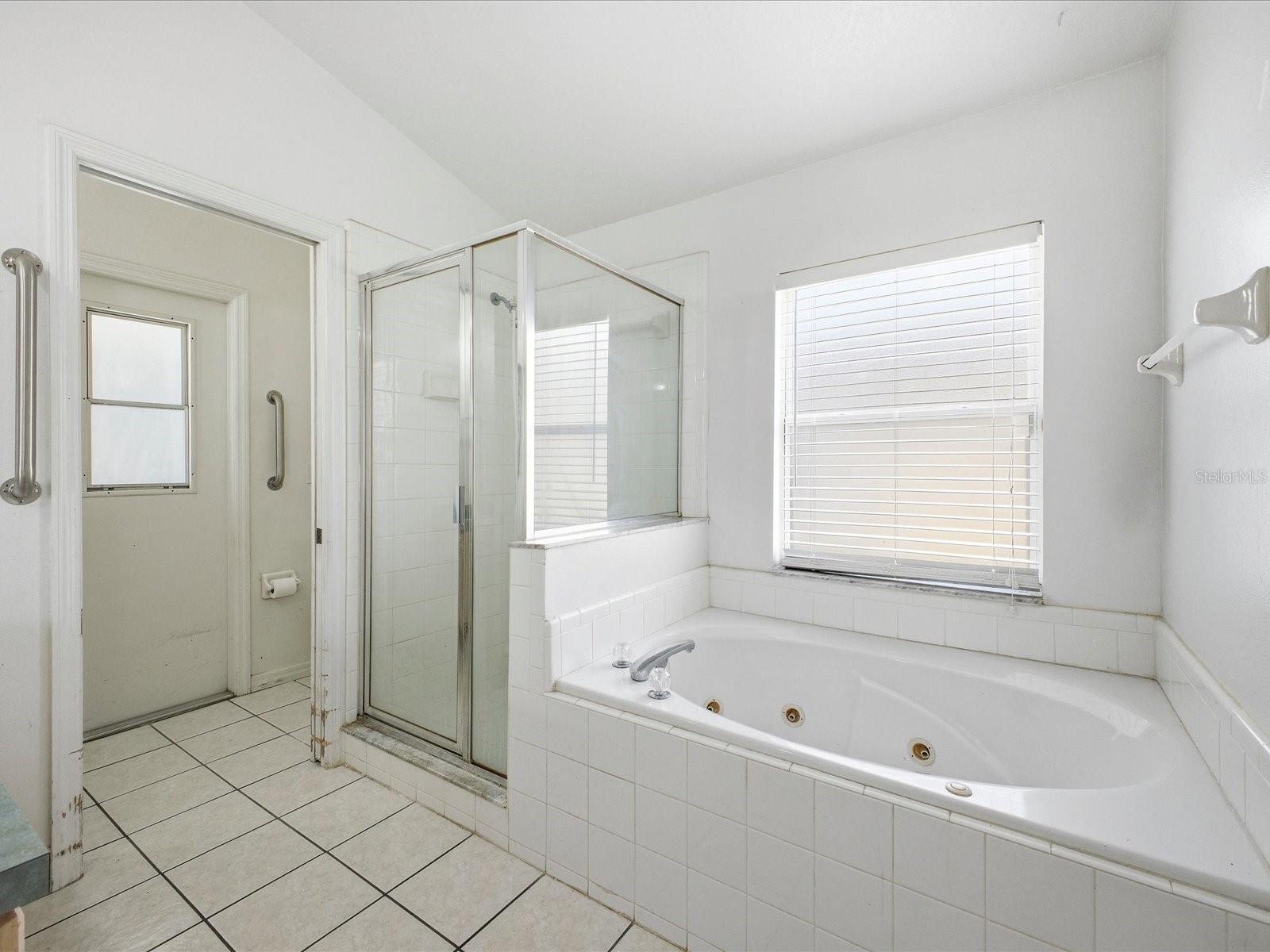 Image 24 of 45 For 1218 Whitewood Way