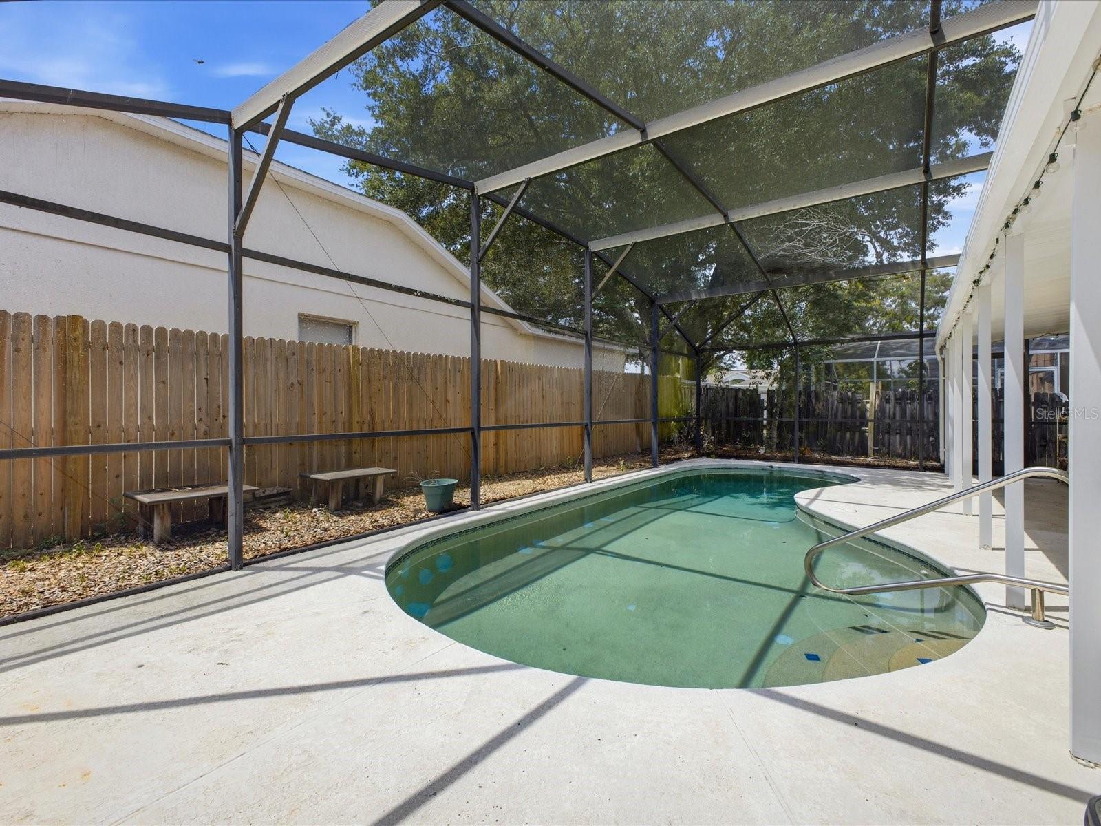 Image 37 of 45 For 1218 Whitewood Way