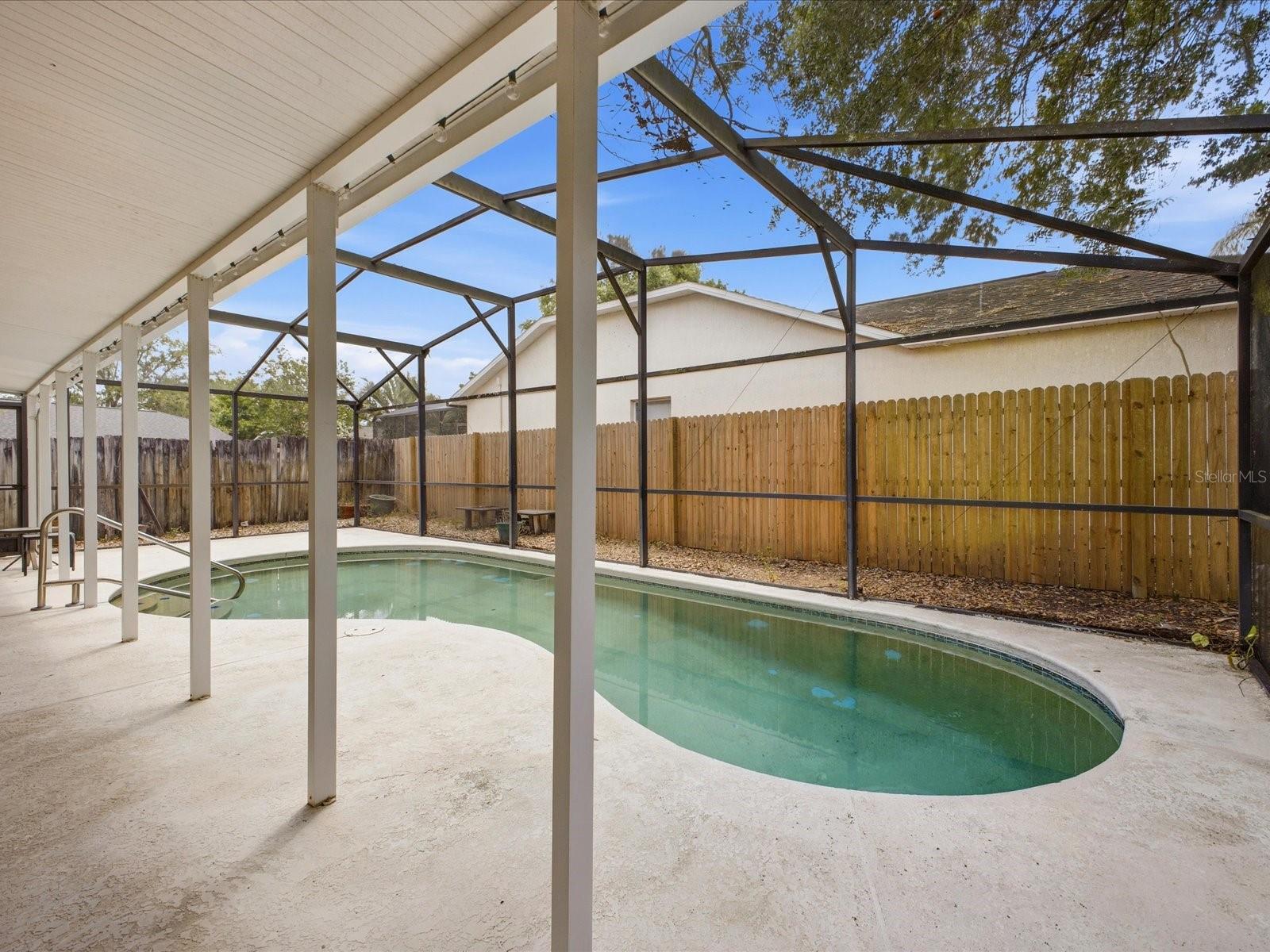 Image 39 of 45 For 1218 Whitewood Way