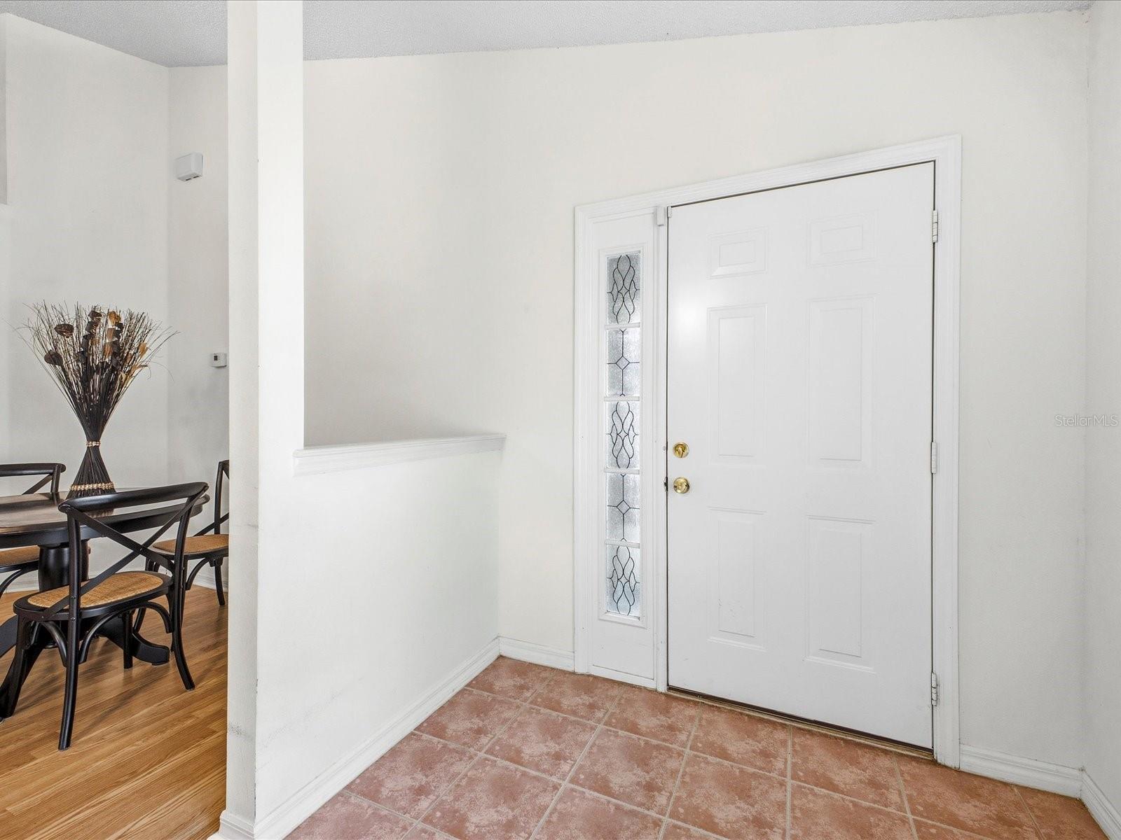 Image 7 of 45 For 1218 Whitewood Way