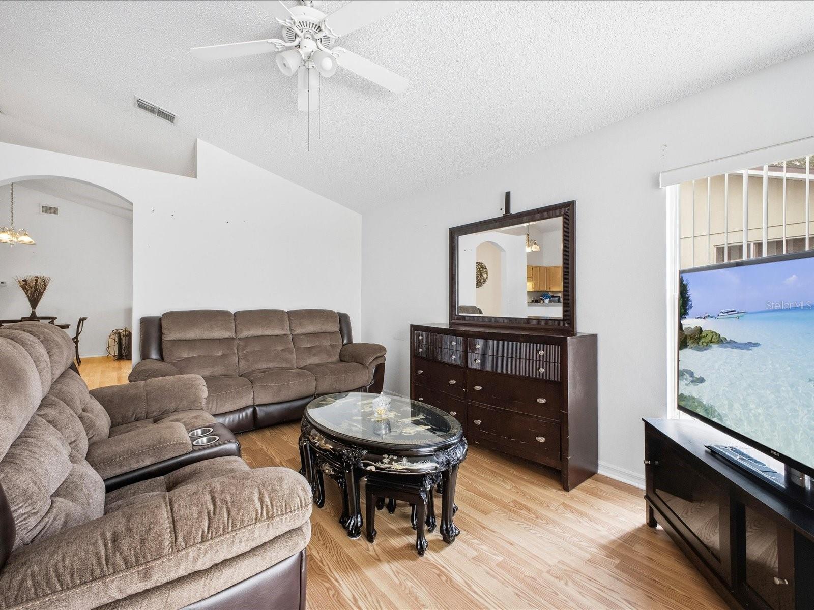 Image 9 of 45 For 1218 Whitewood Way