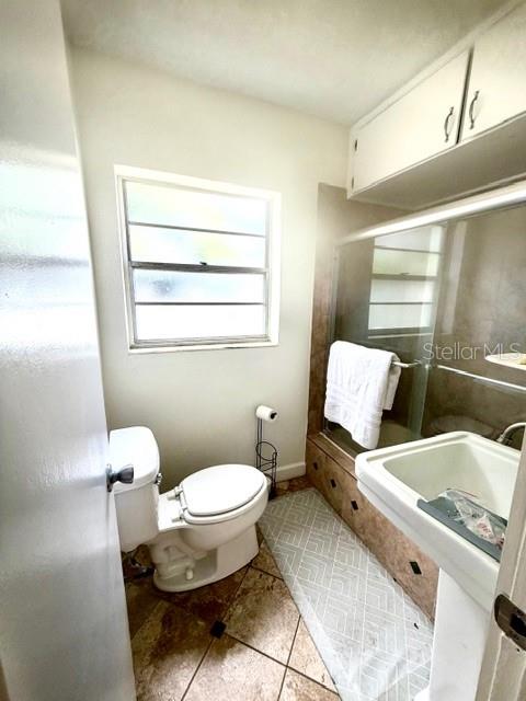 Image 11 of 13 For 1607 Crestwood Drive