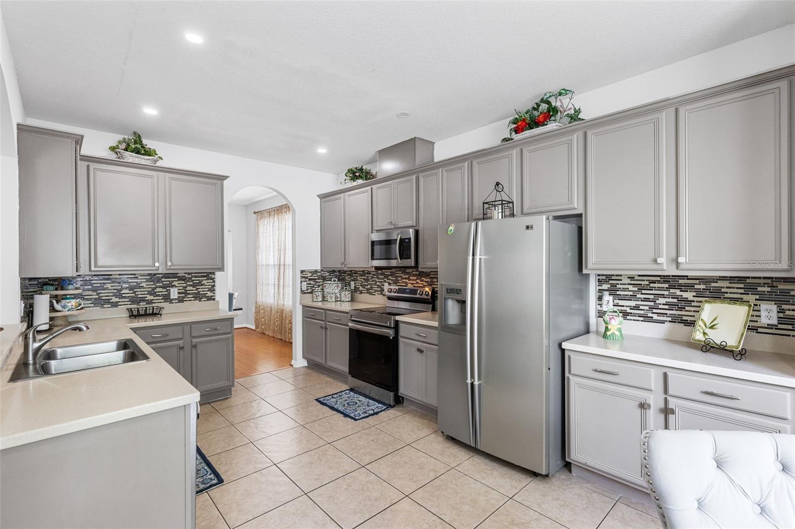 Image 12 of 39 For 529 Cortona Drive