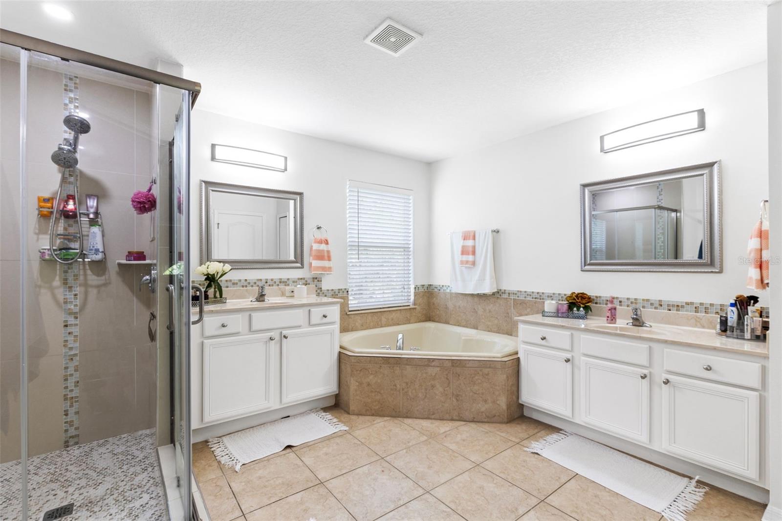 Image 26 of 39 For 529 Cortona Drive
