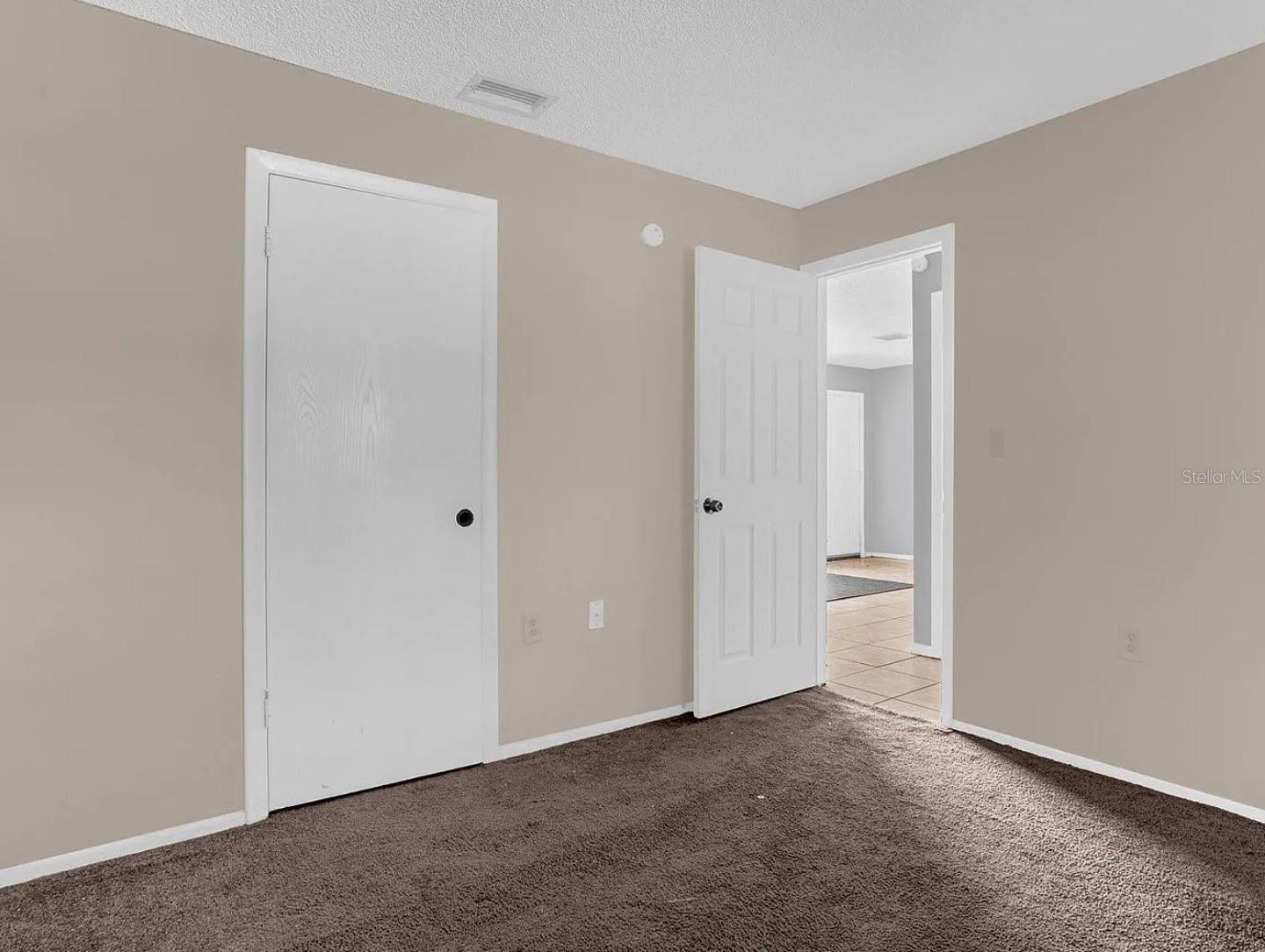 Image 13 of 17 For 15115 Omaha Street
