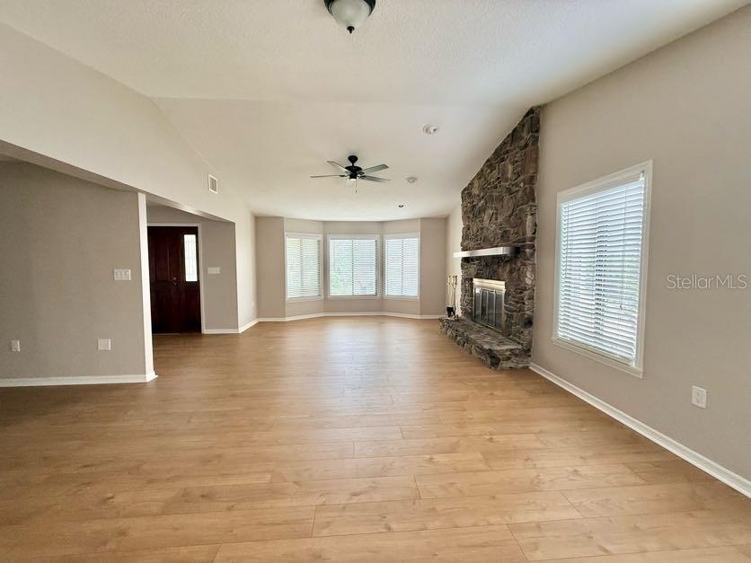 Image 36 of 53 For 6804 Lake View Drive