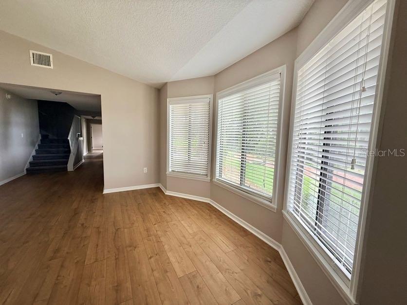 Image 6 of 53 For 6804 Lake View Drive