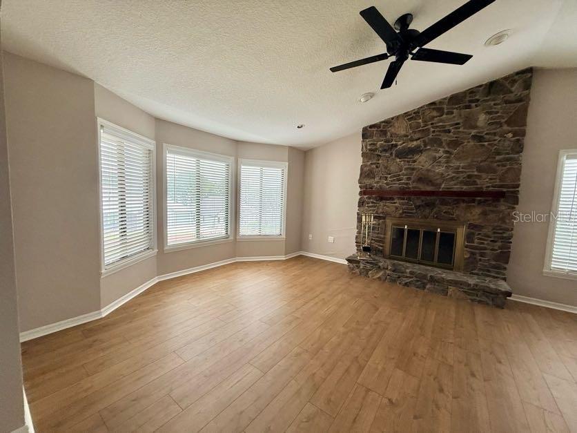 Image 9 of 53 For 6804 Lake View Drive