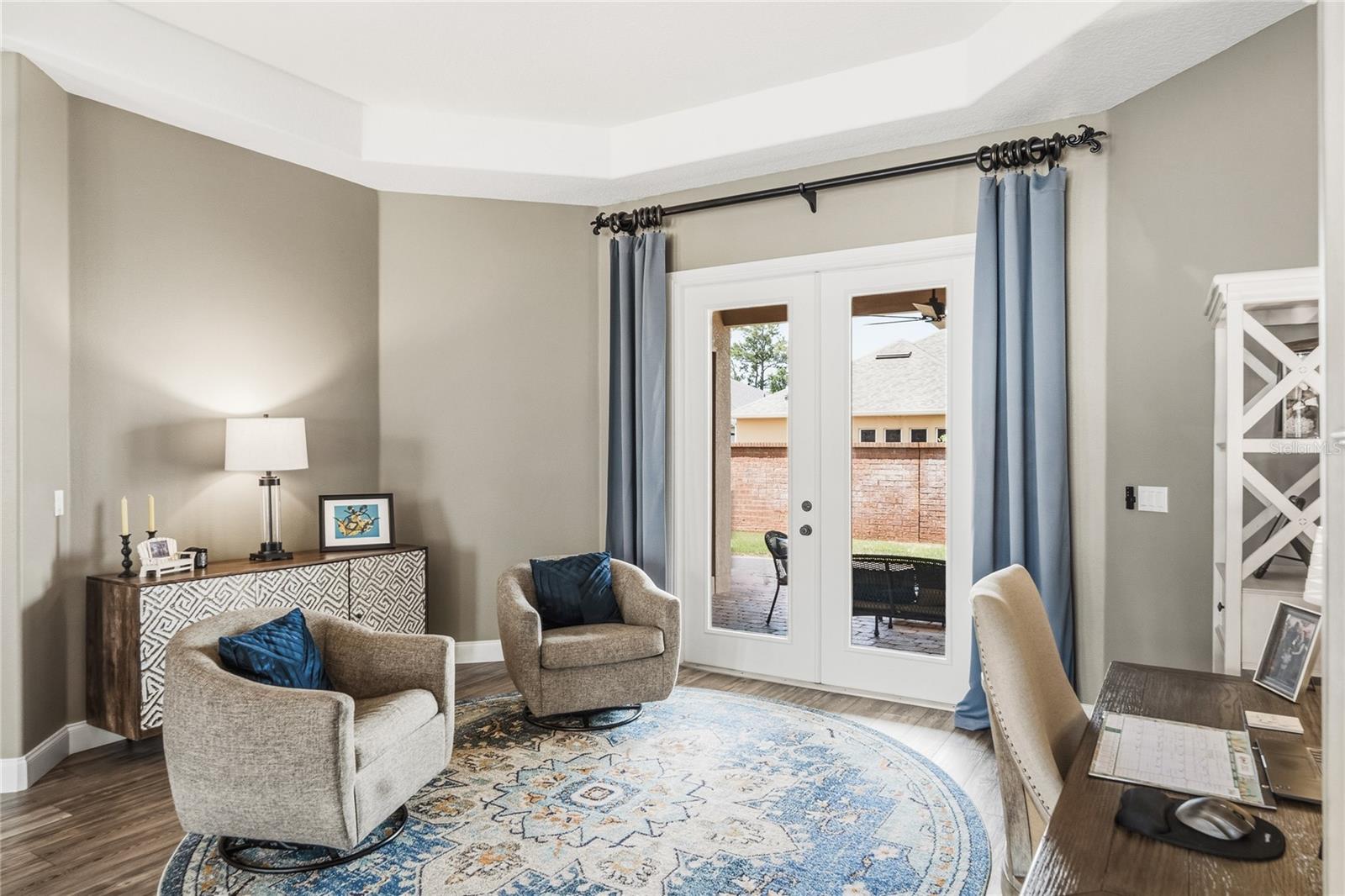 Image 18 of 55 For 6502 Everingham Lane